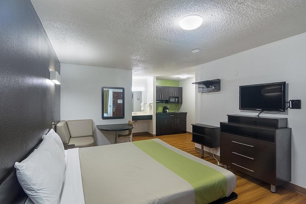 Studio Inn Extended Stay Oklahoma City Airport By Oyo Exterior photo