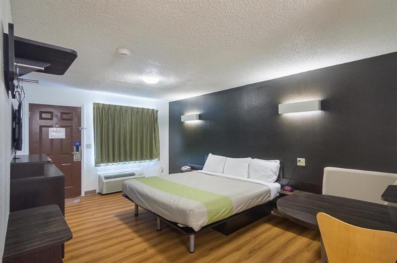 Studio Inn Extended Stay Oklahoma City Airport By Oyo Exterior photo