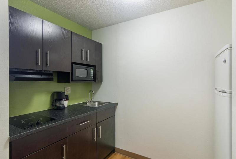 Studio Inn Extended Stay Oklahoma City Airport By Oyo Exterior photo